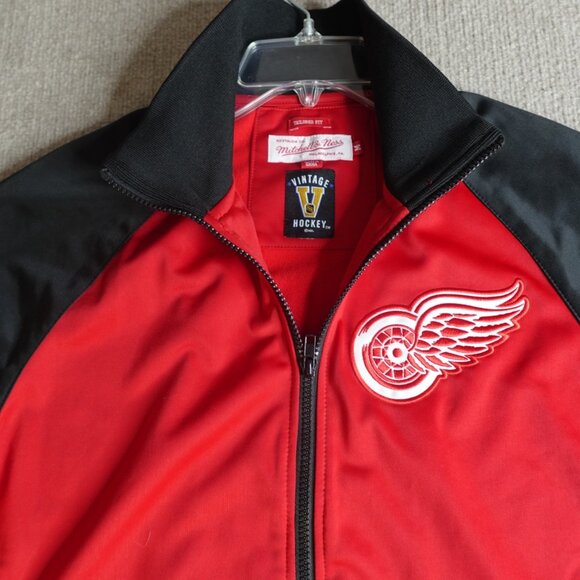 Red Wings Jacket Medium Detroit Tailored Warm Up Embroidered Mitchell & Ness - Picture 6 of 13